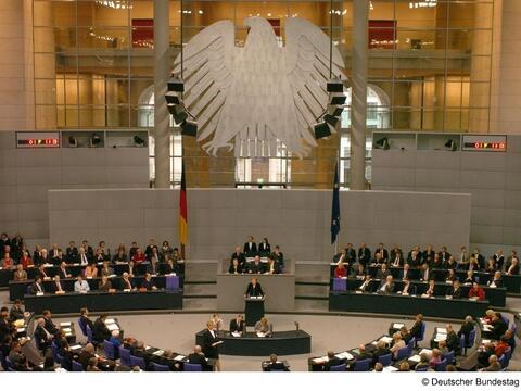 bundestag-4478_by_deutscher-bundestag_pfarrbriefservice